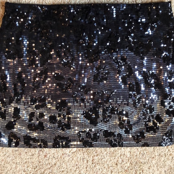 Express Mini skirt - Picture 3 of 3